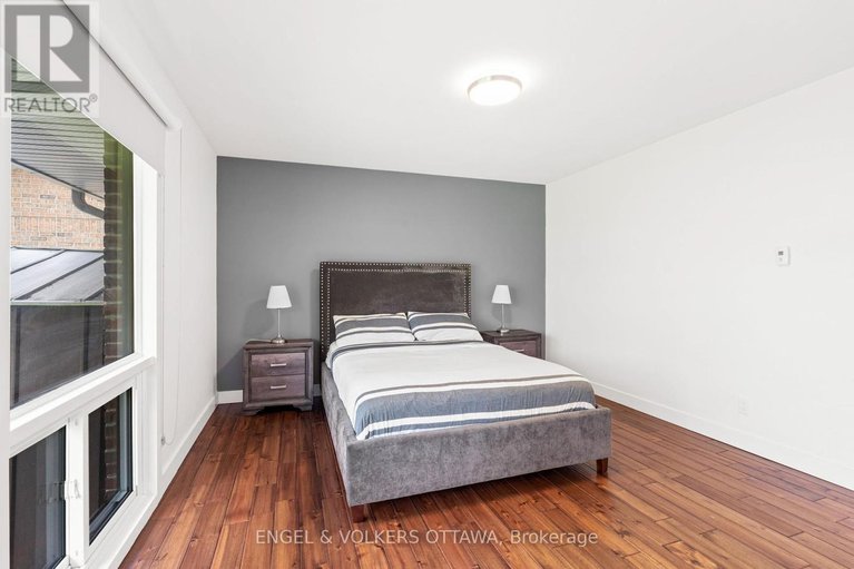 28294344/70-varley-drive/beaverbrook/ottawa/ontario/K2K1H2_23