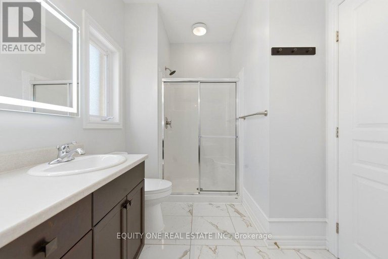 29590568/240-trailgate-street/riverside-southgloucester-glen/ottawa/ontario/K1V0Z9_35