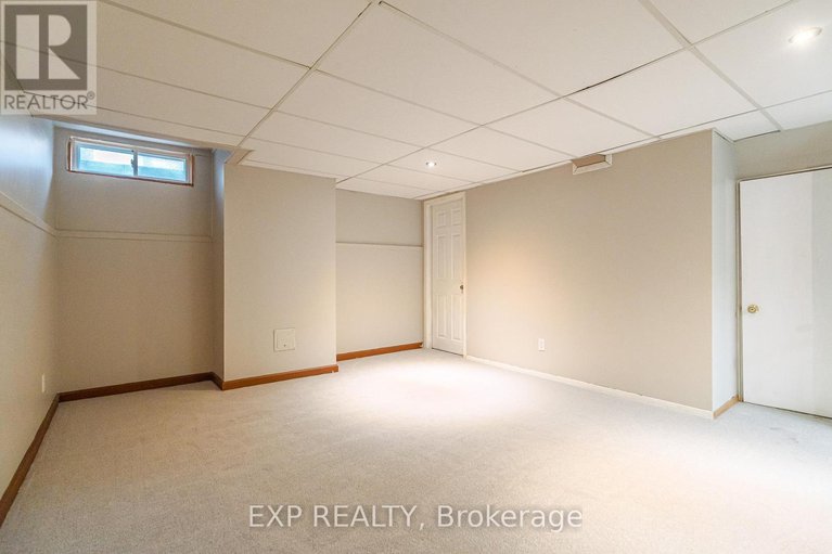 29105689/a-3915-old-richmond-road/arbeatha-park/ottawa/ontario/K2H8T9_26