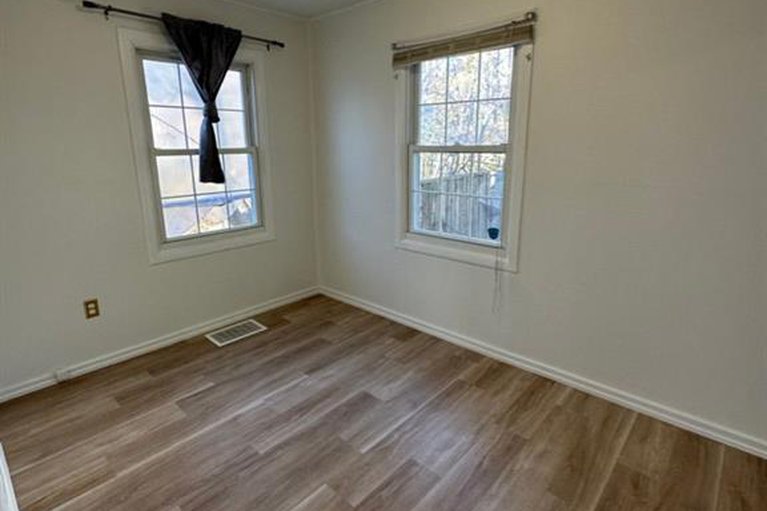 28432107/954-fisher-avenue/carlington/ottawa/ontario/K1Z6P4_6