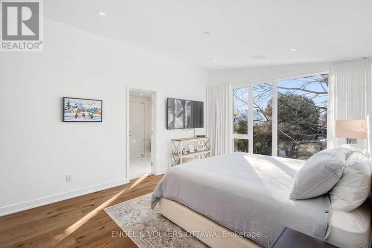 29349449/508-roosevelt-avenue/mckellarhighland/ottawa/ontario/K2A1Z8_21