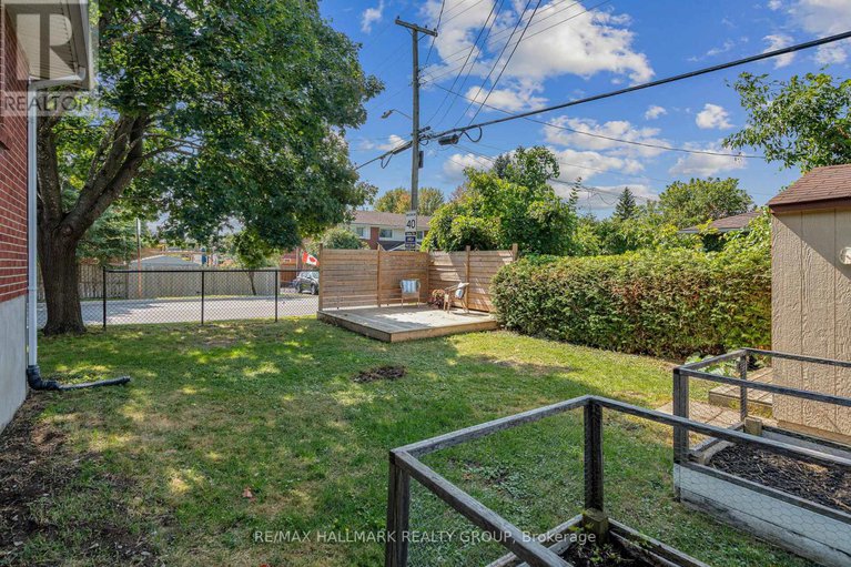 28828000/756-cummings-avenue/castle-heightsrideau-high/ottawa/ontario/K1K2L1_25