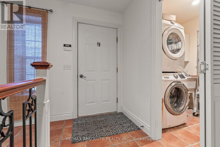 29201354/20306-lochiel-street-w/alexandria/north-glengarry/ontario/K0C1A0_25