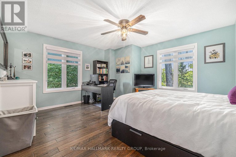 28525097/13-817-high-street/britannia-heights/ottawa/ontario/K2B6C3_15