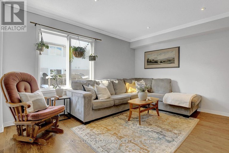 29329545/95-manhattan-crescent/central-park/ottawa/ontario/K2C4B7_19