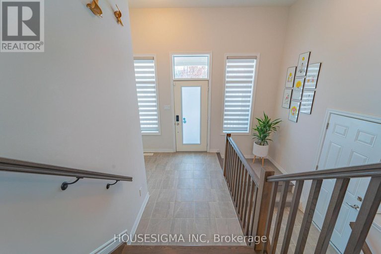 29388290/547-ponthieu-circle/orleans-village/ottawa/ontario/K1W0N5_8