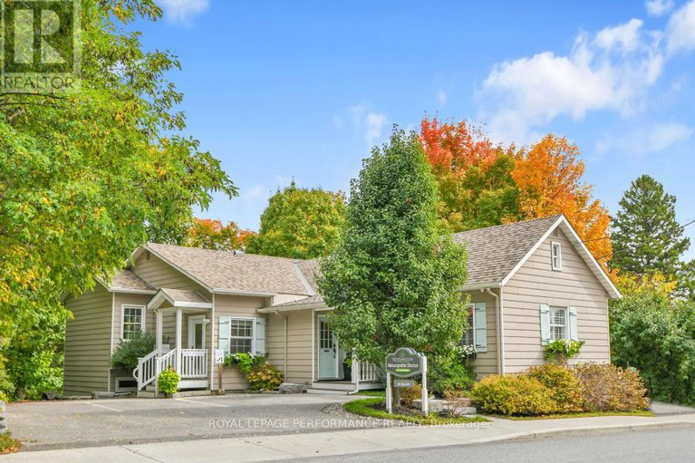28930470/5583-manotick-main-street/manotick-village-manotick-estates/ottawa/ontario/K4M1A9_1