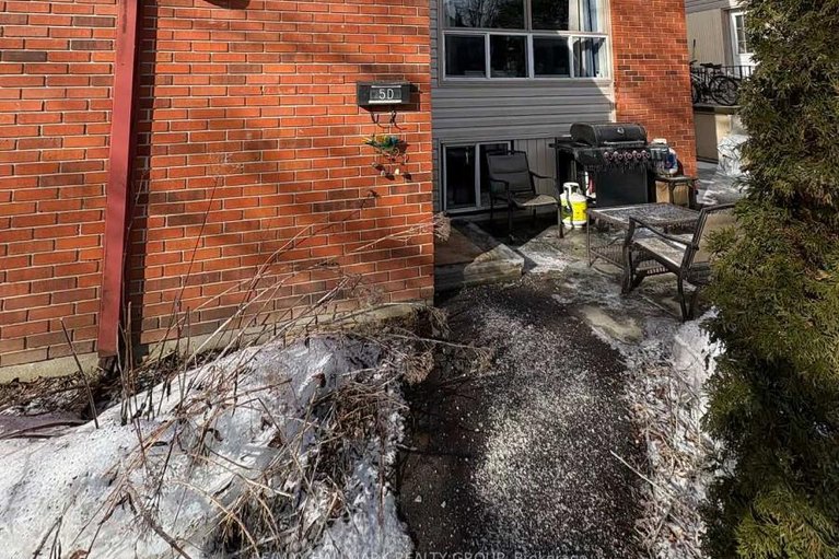 29482640/78-5d-sonnet-crescent/westcliffe-estates/ottawa/ontario/K2H8W8_3