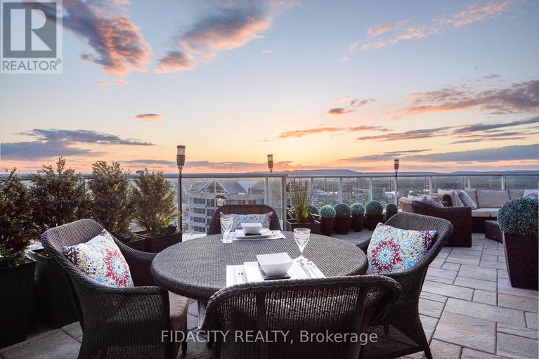 28466126/1105-242-rideau-street/sandy-hill/ottawa/ontario/K1N0B7_26