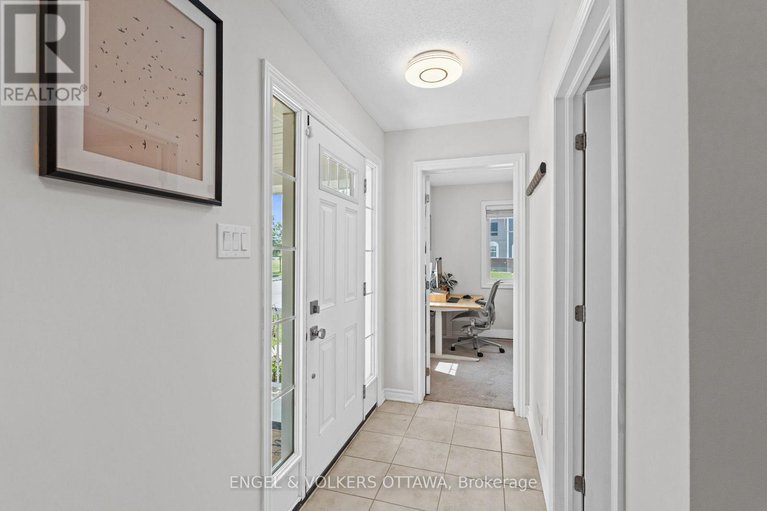 29055765/349-pumpkinseed-crescent/half-moon-bay/ottawa/ontario/K2J6K1_7