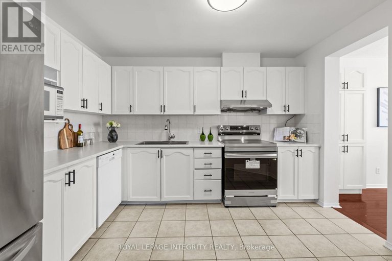 29364821/25-southpointe-avenue/longfields/ottawa/ontario/K2J4V4_15