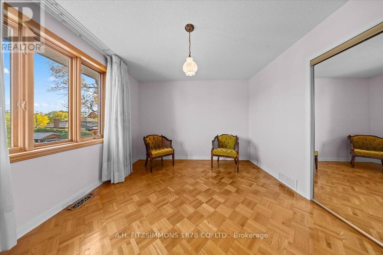 29009459/1538-claymor-avenue/carleton-heights/ottawa/ontario/K2C1T1_38