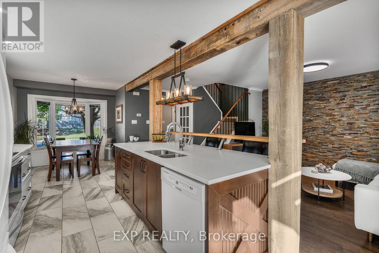 29412976/1601-bottriell-way/fallingbrookpineridge/ottawa/ontario/K4A1W5_16