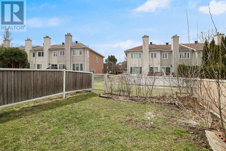 28221076/24-6141-red-willow-drive/chapel-hill/ottawa/ontario/K1C7J7_35