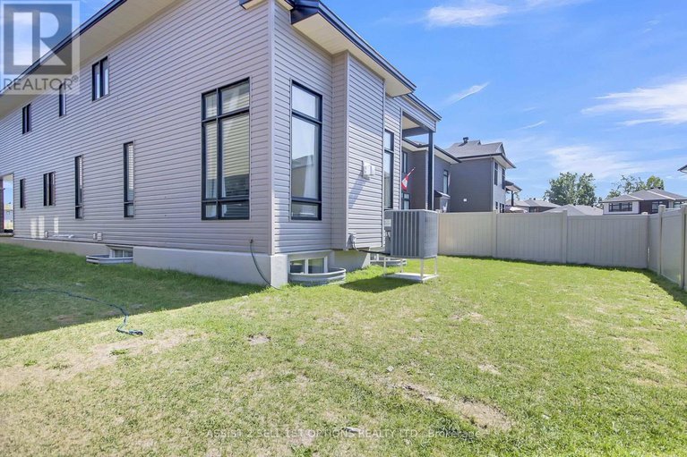 28839696/306-whitham-crescent/kemptville/north-grenville/ontario/K0G1J0_38