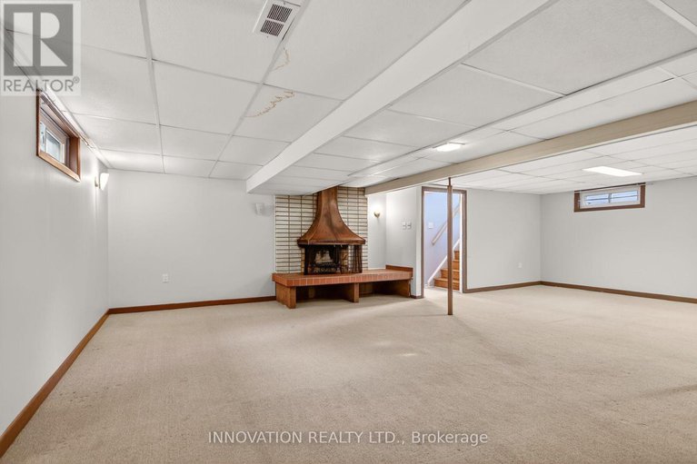 29430596/1951-garfield-avenue-n/braemar-park/ottawa/ontario/K2C0W7_21