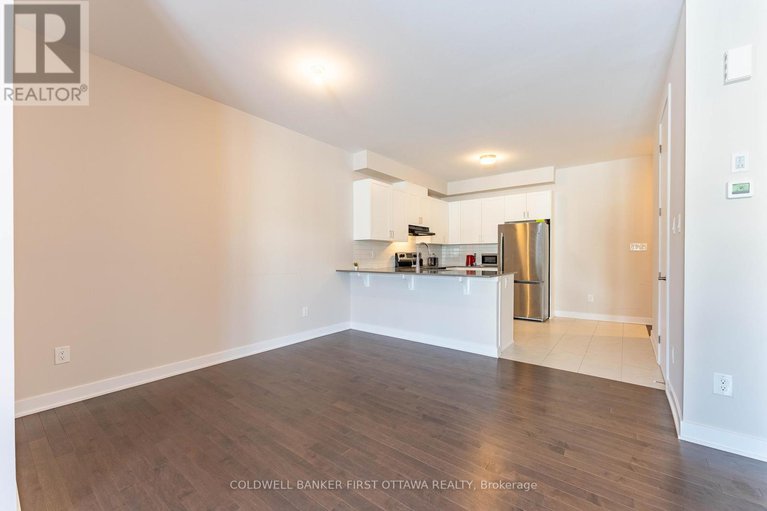 28161394/834-bascule-place/btwn-franktown-rd-fallowfield-rd/ottawa/ontario/K0A2Z0_8