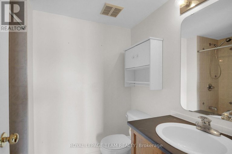 29094065/16-414-hillsboro-private/emerald-meadowstrailwest/ottawa/ontario/K2M3A8_12