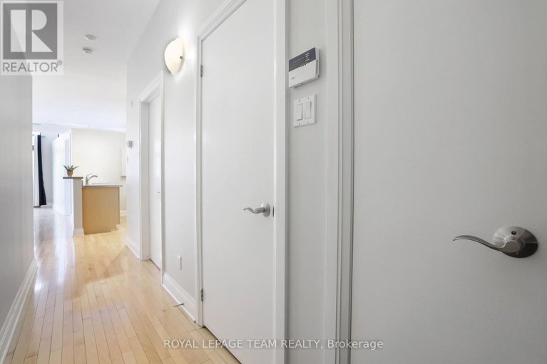 29224575/203-300-powell-avenue/west-centre-town/ottawa/ontario/K1S5T3_4