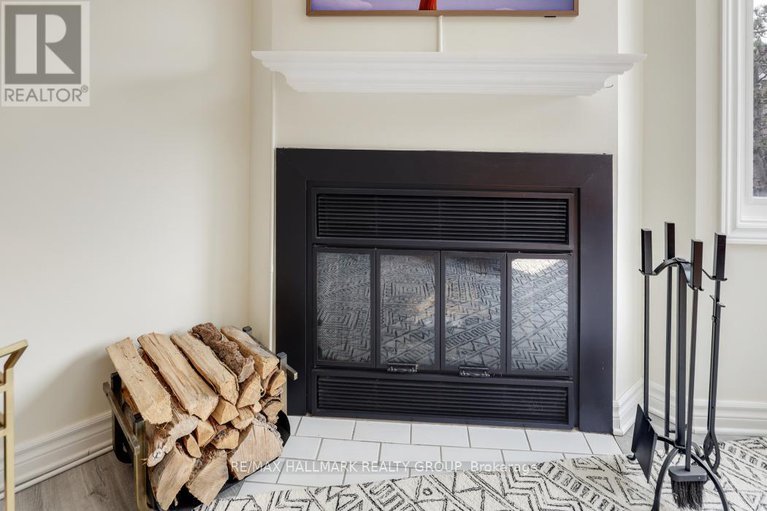 28435230/8-3-stonebank-crescent/westcliffe-estates/ottawa/ontario/K2H9M2_21