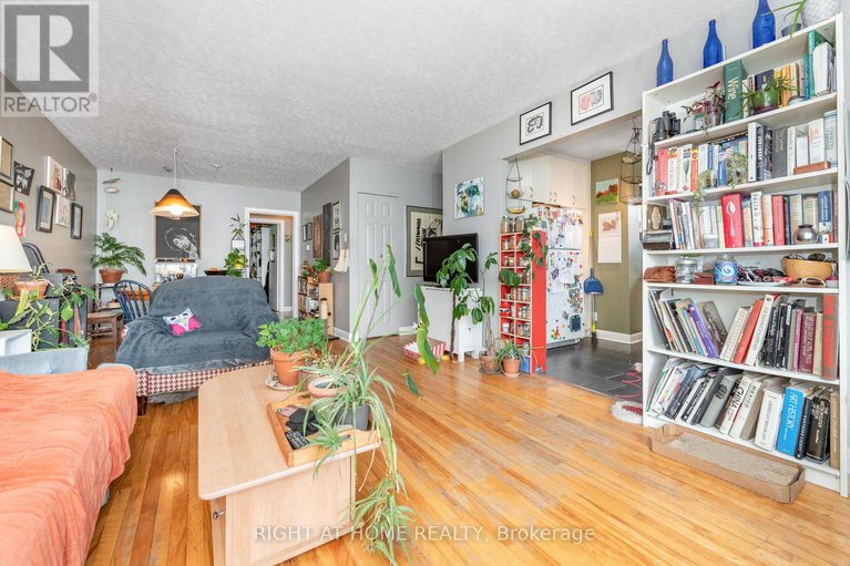 28537509/2421-iris-street/parkway-park/ottawa/ontario/K2C1C7_12
