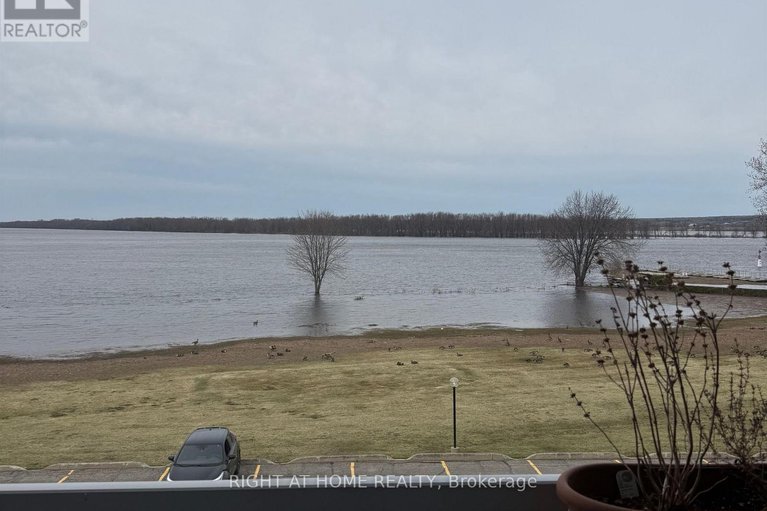 29667361/6-194-a-edwards-street/town-of-rockland/clarence-rockland/ontario/K4K1H8_15