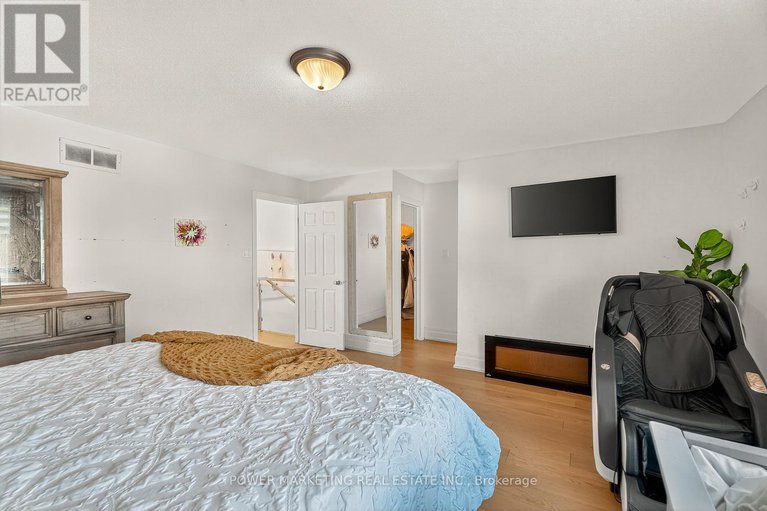 29057500/657-657-clearbrook-drive-n/strandherd/ottawa/ontario/K2J5S1_27