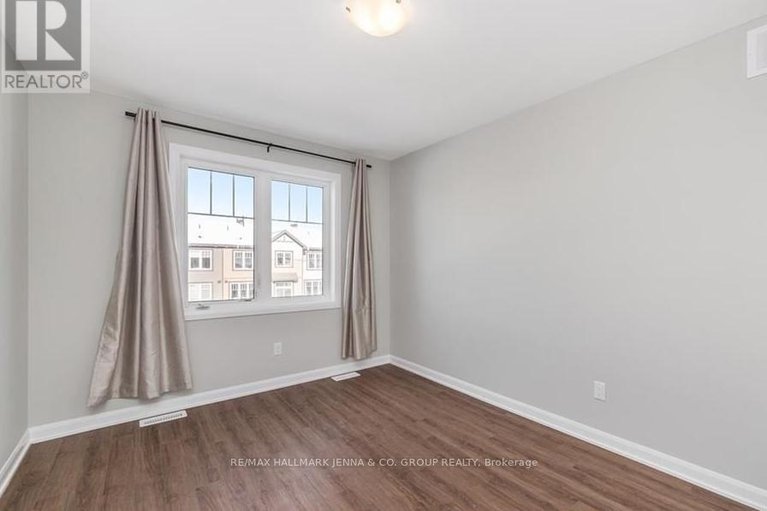 28934994/520-galmoy-way/half-moon-bay/ottawa/ontario/K2J6V1_13