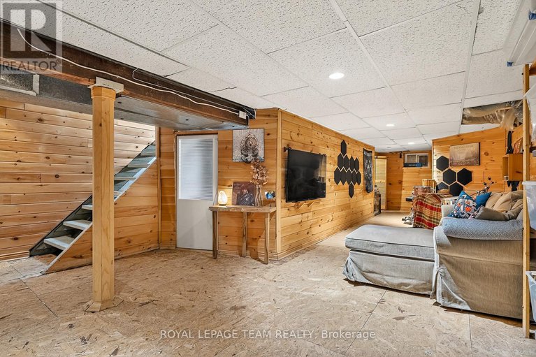 29137388/324-osgoode-street/sandy-hill/ottawa/ontario/K1N6T2_35