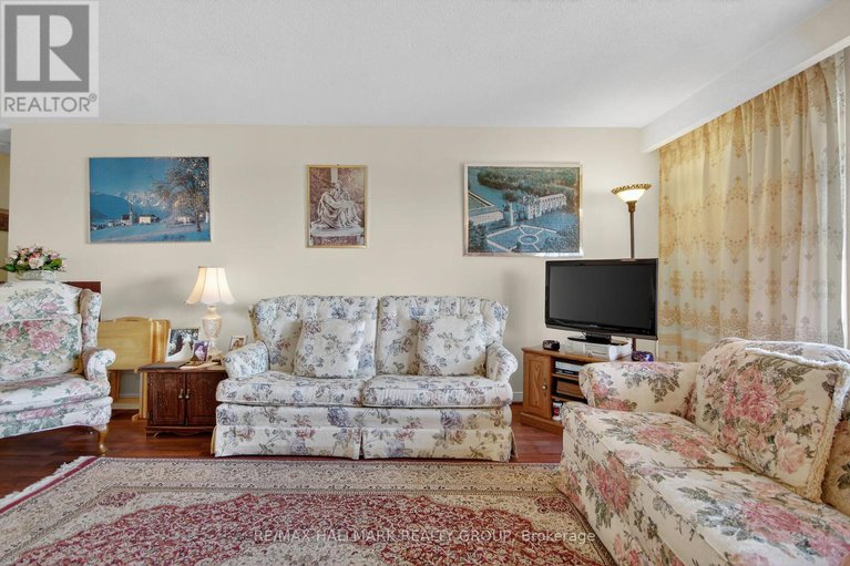 29394660/407-2400-virginia-drive/urbandale-acres/ottawa/ontario/K1H8L3_11