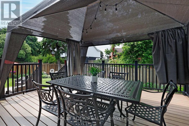 29419205/26-paula-crescent/sheahan-estatestrend-village/ottawa/ontario/K2H9A4_36