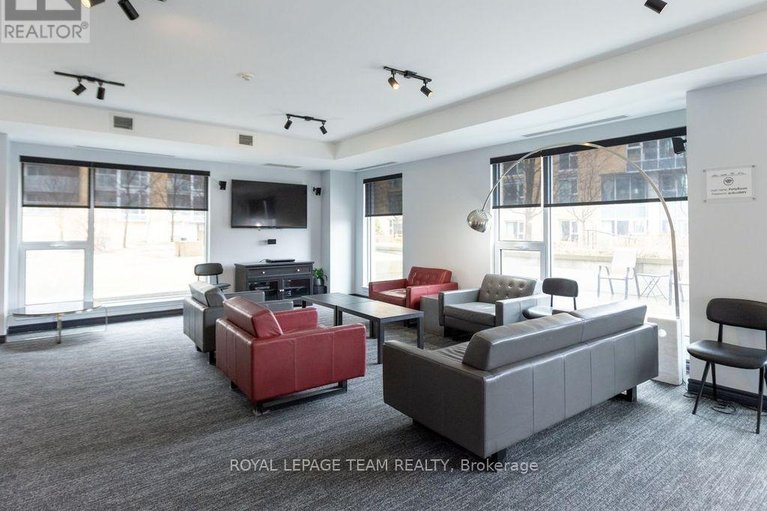 29616174/406-250-lett-street/west-centre-town/ottawa/ontario/K1R0A8_17