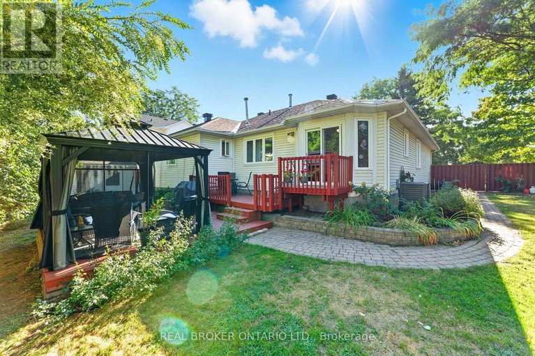 28843559/6-candow-crescent/stittsville-north/ottawa/ontario/K2S1K7_40