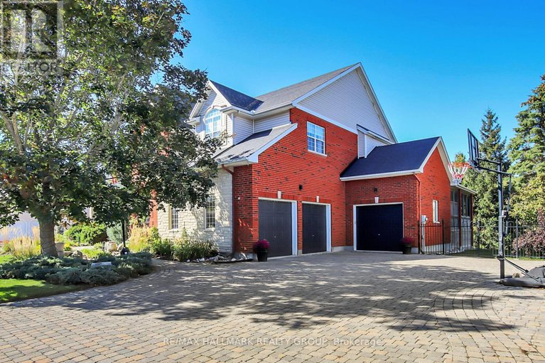 28792098/13-beechgrove-gardens/stittsville-south/ottawa/ontario/K2S1W5_2