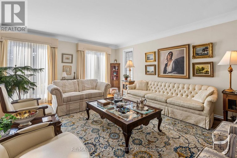 29580108/11-garand-place/urbandale-acres/ottawa/ontario/K1H8M1_6