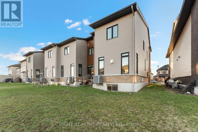 29644491/35-plank-street/emerald-meadowstrailwest/ottawa/ontario/K2V0M8_28