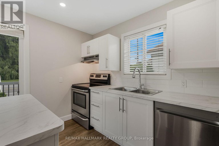 29232998/3900-champlain-road/clarencerockland-twp/clarence-rockland/ontario/K0A1E0_9