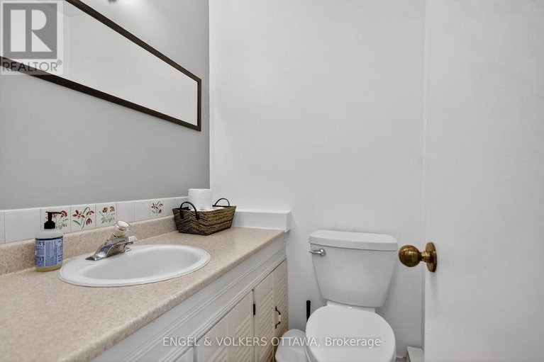 29036686/910-dynes-road/carleton-square/ottawa/ontario/K2C0G8_18