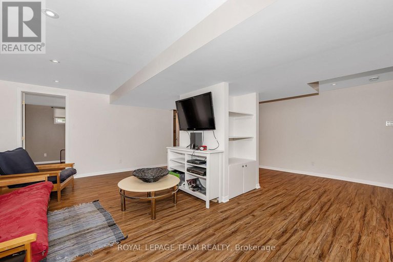 28614857/17-kolo-drive/remainder-of-stittsville-area/ottawa/ontario/K0A1B0_29