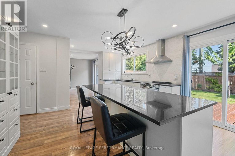 28853085/775-de-salaberry-street/beacon-hill-north/ottawa/ontario/K1J6Y5_13