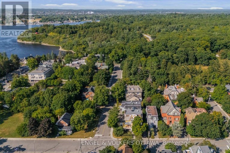 29649228/71-thomas-street/new-edinburgh/ottawa/ontario/K1M1M7_48