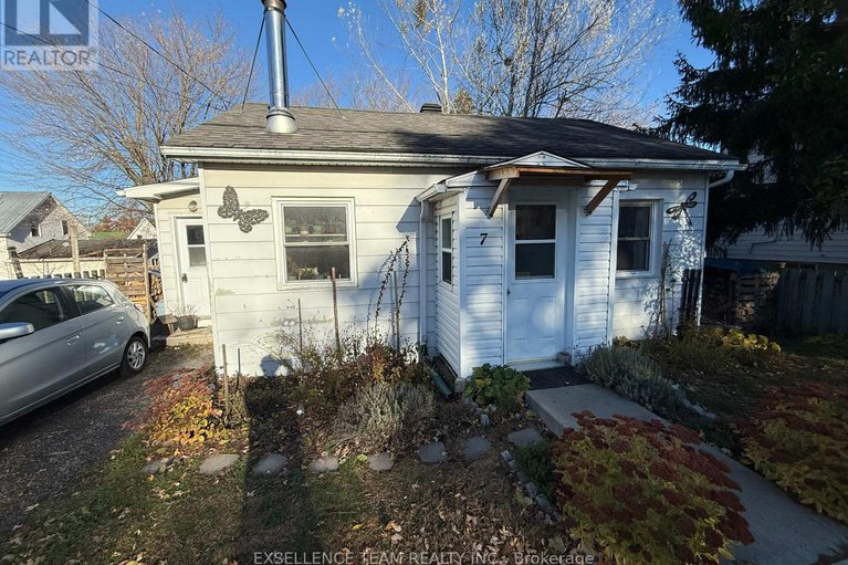 29067232/7-mechanic-street-e/maxville/north-glengarry/ontario/K0C1T0_1