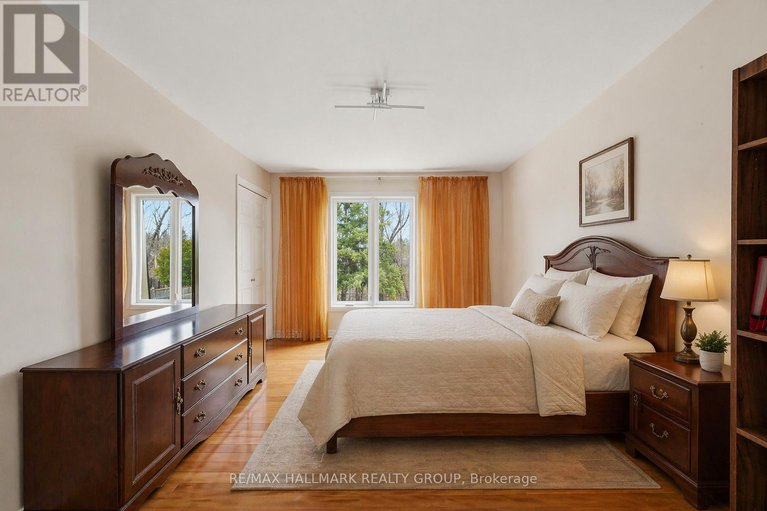 29639212/23-riverbrook-road/arlington-woods/ottawa/ontario/K2H7W7_24