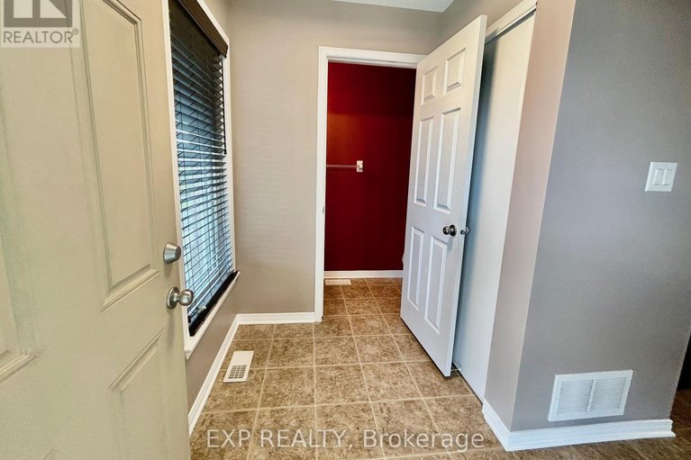 28550905/208-shanly-private/stonebridge/ottawa/ontario/K2J5X6_4
