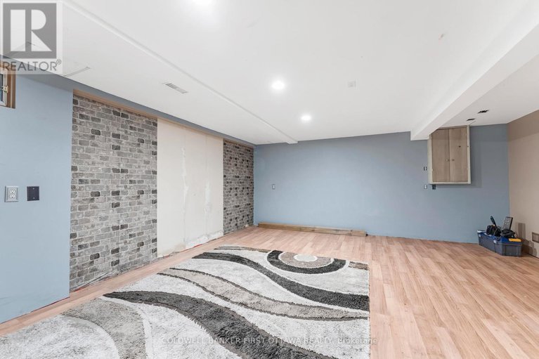 28744681/22-monterey-drive/leslie-park/ottawa/ontario/K2H7A6_23