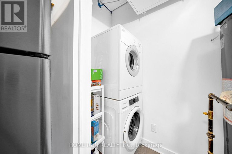 29244128/458a-king-edward-avenue/sandy-hill/ottawa/ontario/K1N0B3_22