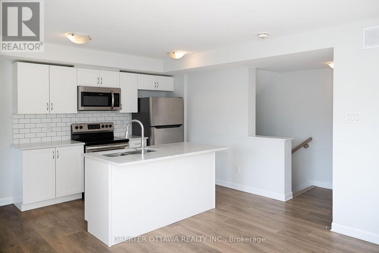 29592817/16-415-eldorado-private/morgans-grantsouth-march/ottawa/ontario/K2K0N9_5