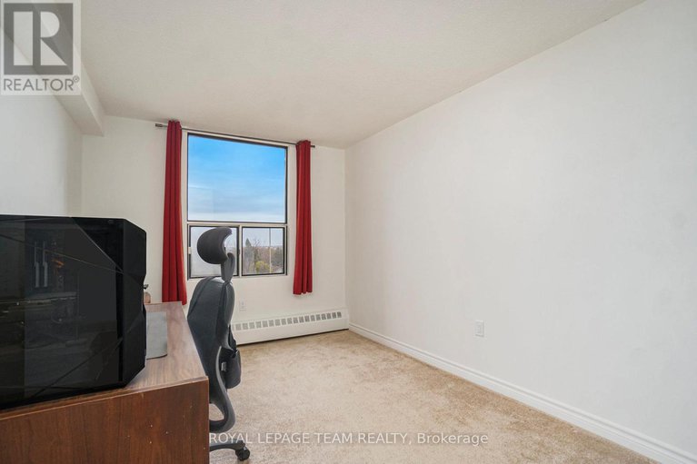 29302761/606-2400-virginia-drive/urbandale-acres/ottawa/ontario/K1H8L3_24