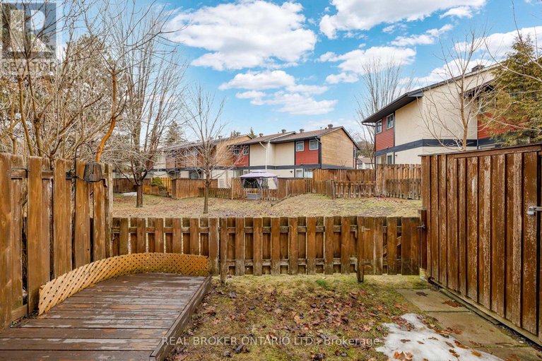 29578389/101-mcclintock-way/katimavik/ottawa/ontario/K2L2A5_27