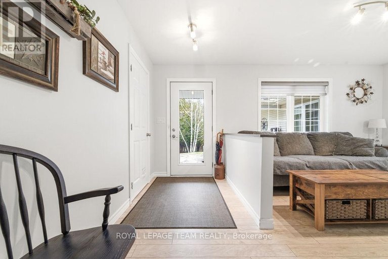 29617709/5195-mcdonalds-corners-road/lanark-highlands-dalhousie-twp/lanark-highlands/ontario/K0G1M0_30